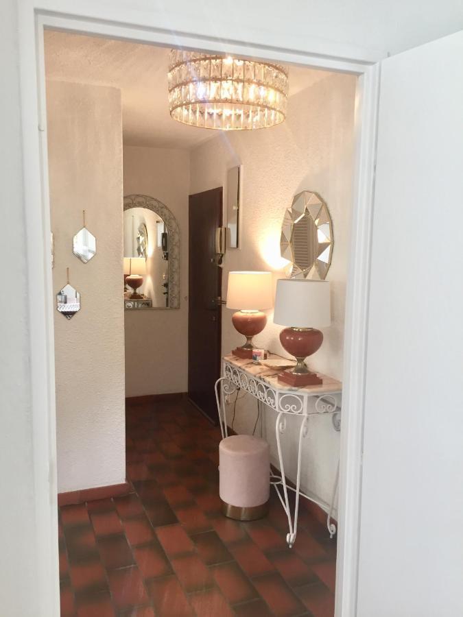 Appartement Spacieux Avec Jardin Coeur De St Tropez سان تروبيه المظهر الخارجي الصورة