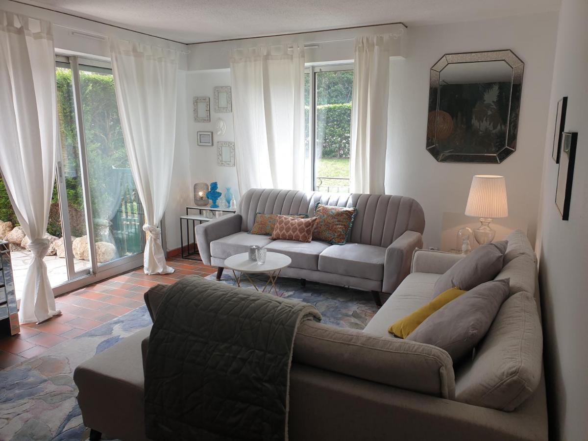 Appartement Spacieux Avec Jardin Coeur De St Tropez سان تروبيه المظهر الخارجي الصورة