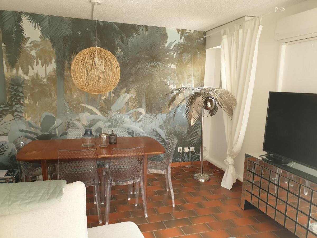 Appartement Spacieux Avec Jardin Coeur De St Tropez سان تروبيه المظهر الخارجي الصورة